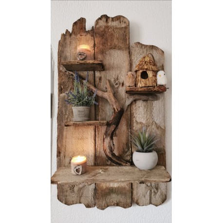 Etagère en bois effet cocooning